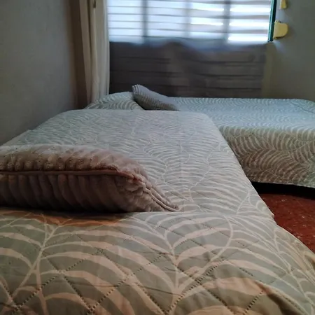 Doble Con Bano Privado, Desayuno Y Piscina * Alboraia