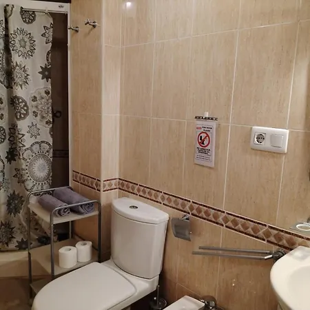 Séjour chez l'habitant Doble Con Bano Privado, Desayuno Y Piscina *